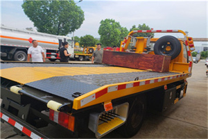 濉溪附近拖车电话号码服务